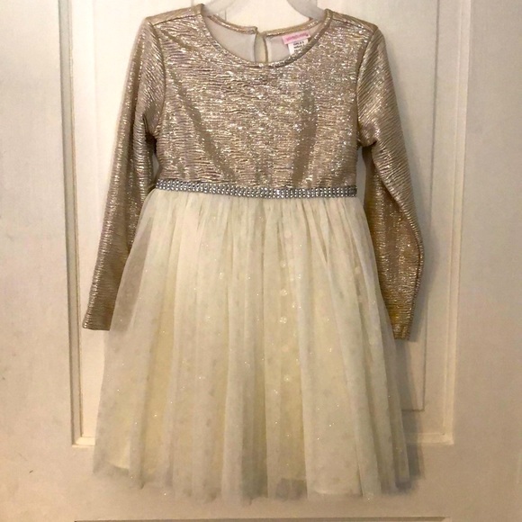 Youngland Other - 🐇🐣Easter Dress Little girls foil gold dress with tulle bottom